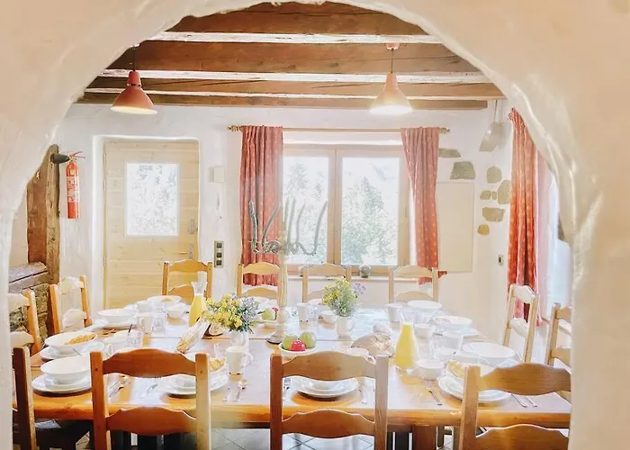 Chalet Spacieux 19pers, Piscine, Jacuzzi, Sauna & Salle De Jeux *