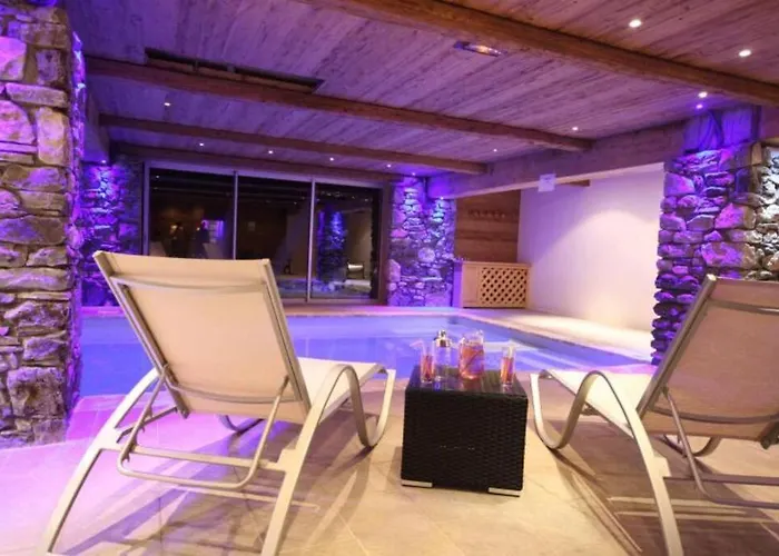 Spacieux 19pers, Piscine, Jacuzzi, Sauna & Salle De Jeux La Plagne