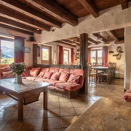 Spacieux 19pers, Piscine, Jacuzzi, Sauna & Salle De Jeux Chalet *
