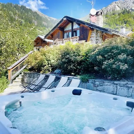 Spacieux 19pers, Piscine, Jacuzzi, Sauna & Salle De Jeux